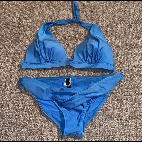 Vix Other - 🌴LIKE NEW🌴 ViX Bikini Med bottoms Lg Top